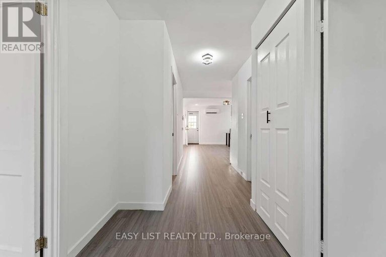 28977223/1290-st-jean-street/convent-glen-south/ottawa/ontario/K1C1N6_3