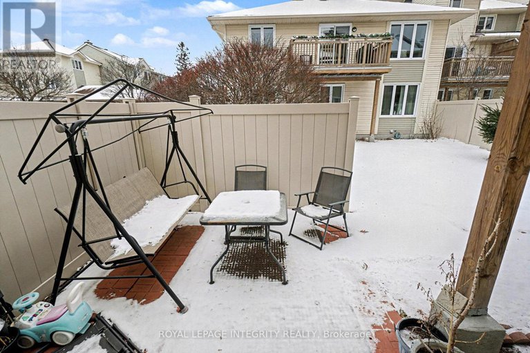 29172010/49-128-rushford-private/hunt-club-parkgreenboro/ottawa/ontario/K1T3C5_22