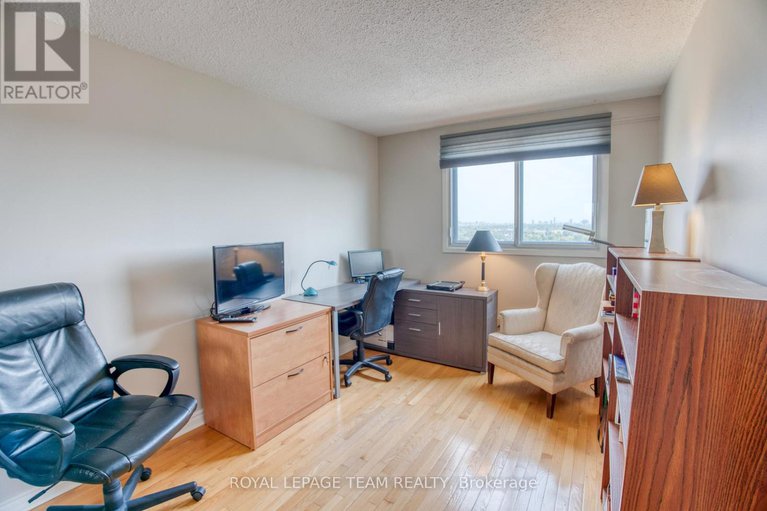 29296783/2006-1195-richmond-road/woodroffe/ottawa/ontario/K2B8E4_21