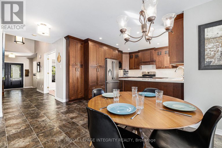 28906103/10-maybrook-place/barrhaven-east/ottawa/ontario/K2G6H6_14