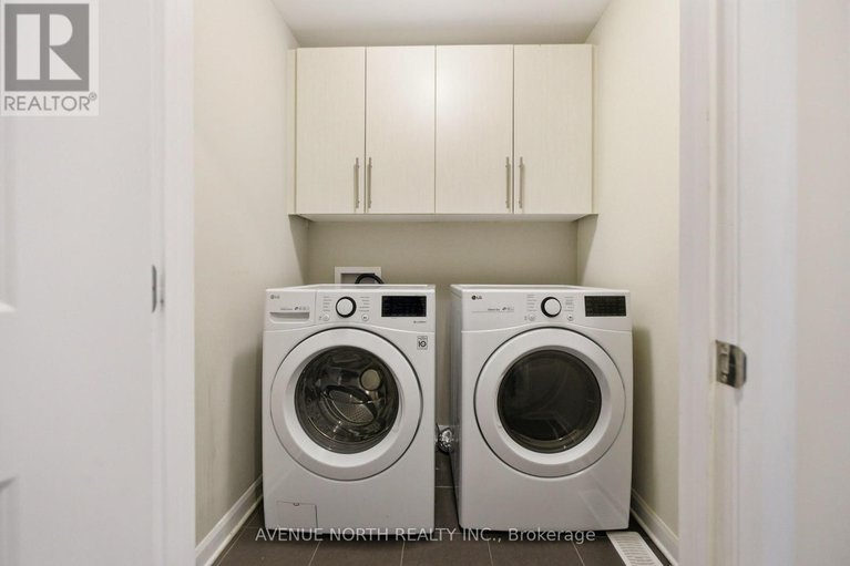 29619271/94-gardenpost-terrace/avalon-west/ottawa/ontario/K4A5H2_26