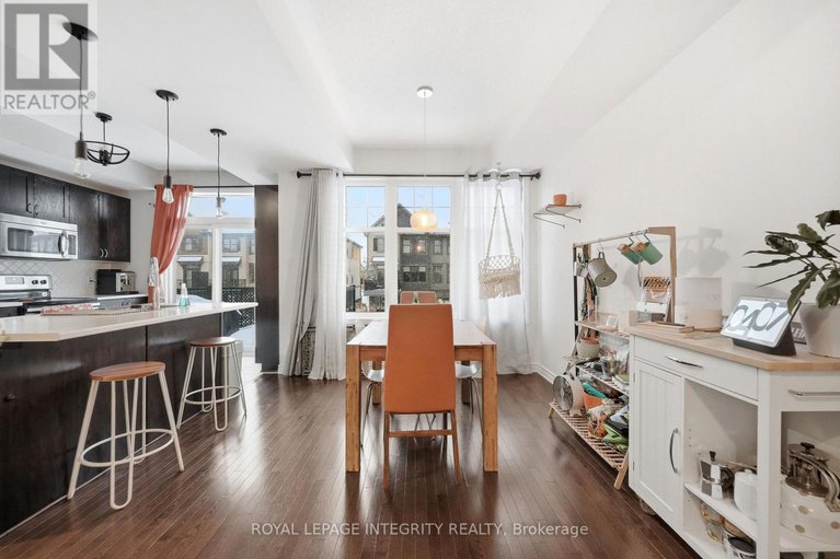 29253842/322-citrine-street/avalon-west/ottawa/ontario/K4A1A9_8