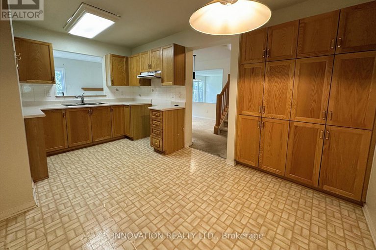 28832918/5-roblyn-way/barrhaven-east/ottawa/ontario/K2G5Z4_14