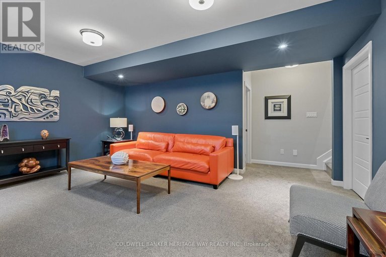 29456142/133-johanna-street/almonte/mississippi-mills/ontario/K0A1A0_35