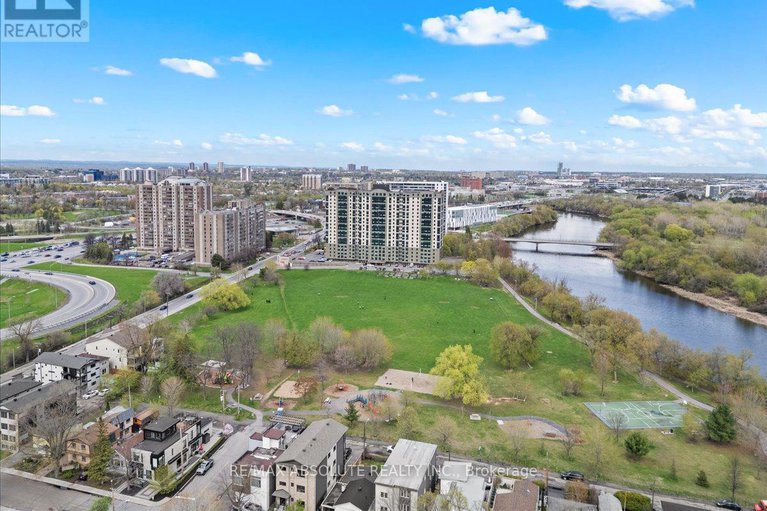 28502090/142-lees-avenue/ottawa-east/ottawa/ontario/K1S0C3_32