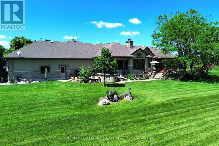 28343367/6980-mansfield-road/btwn-franktown-rd-fallowfield-rd/ottawa/ontario/K2S1B8_47