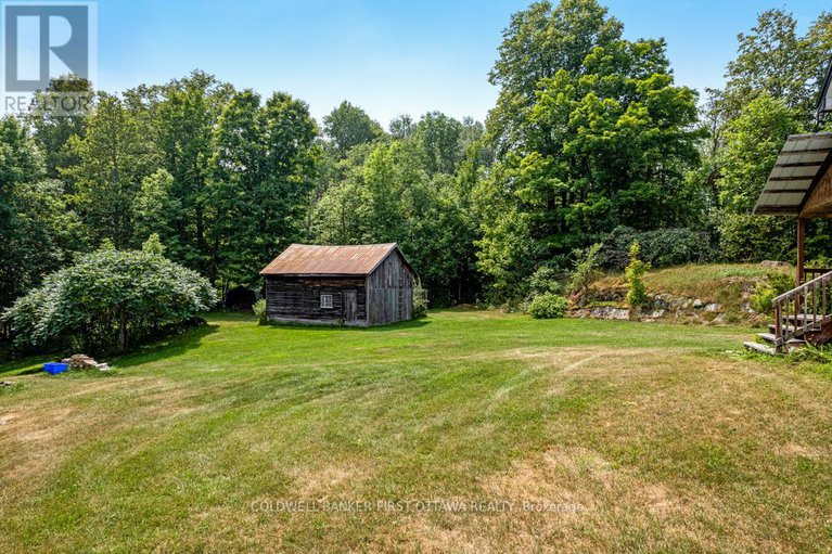 28732673/1373-flower-station-road/lanark-highlands-lavant-twp/lanark-highlands/ontario/K0G1K0_43