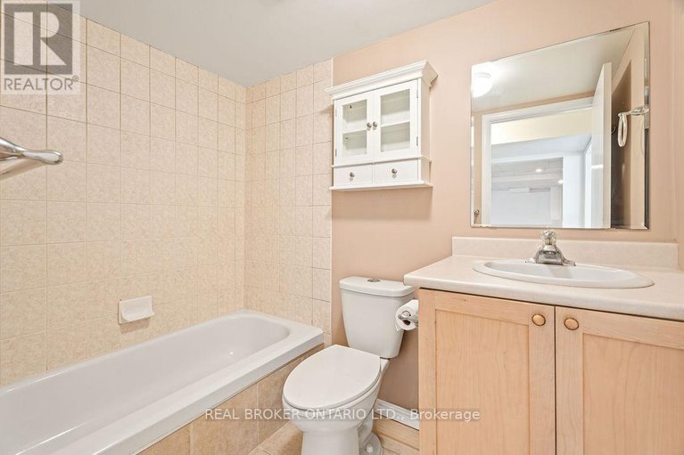 28894843/99-queensline-drive/bruce-farmgraham-parkqualicumbellands/ottawa/ontario/K2H7J6_24
