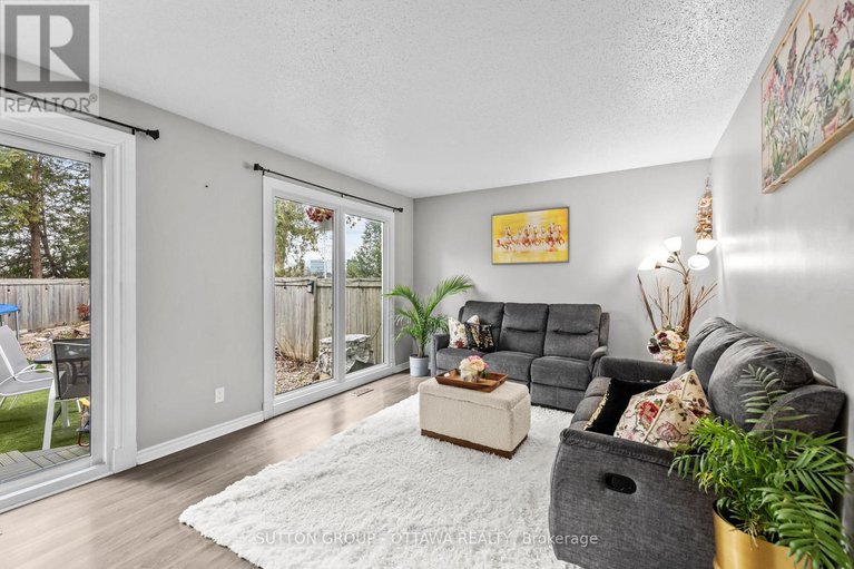 28368697/35-jackson-court/beaverbrook/ottawa/ontario/K2K1B6_7