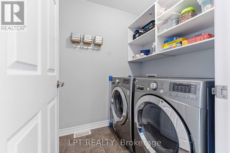 29586146/782-maloja-way/stittsville-north/ottawa/ontario/K2S1B9_19