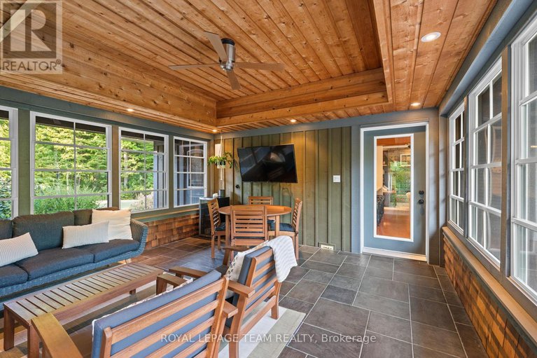 28865171/1560-maley-lane/rural-kanata-central/ottawa/ontario/K2W1C2_23