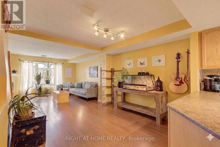 29620882/47-128-bonfield-private/avalon-east/ottawa/ontario/K4A5E2_11