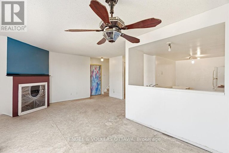 29657683/508-1589-st-bernard-street/sawmill-creektimbermill/ottawa/ontario/K1T3H7_3