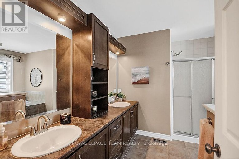 29130888/104-versilia-drive/barrhaven-east/ottawa/ontario/K2G7E4_17