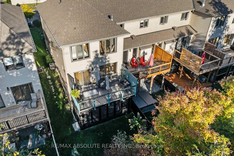 28939991/90-porter-street/stittsville-south/ottawa/ontario/K2S2L8_37