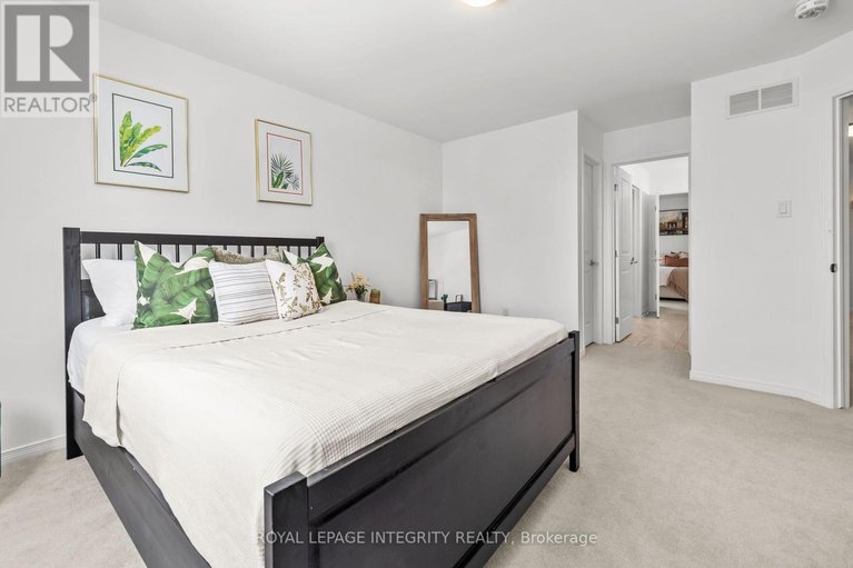 29578407/208-rover-street/emerald-meadowstrailwest/ottawa/ontario/K2V0G2_26