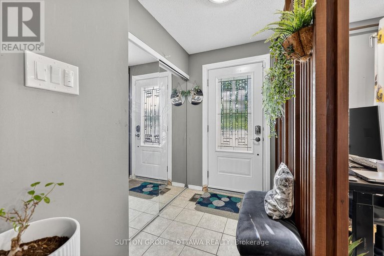 28916928/1000-adley-road-n/carson-grove/ottawa/ontario/K1J8B9_4