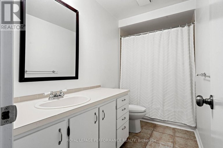 29253974/39-1140-forets-avenue/convent-glen-north/ottawa/ontario/K1C5K7_28