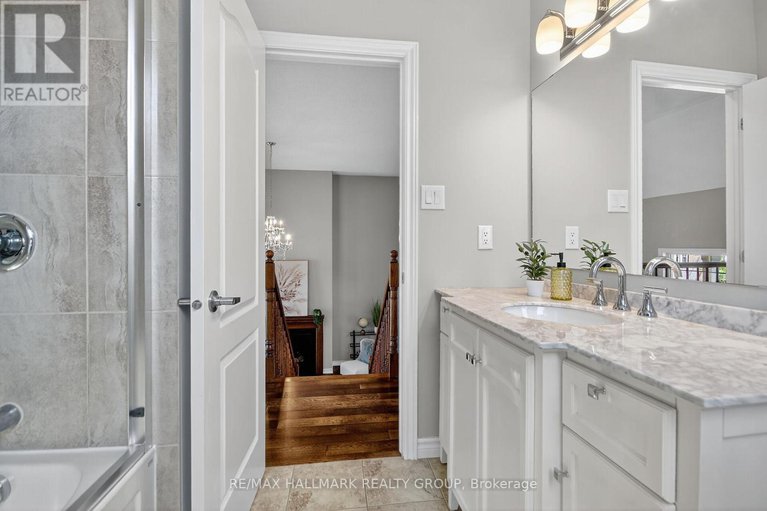 28874342/372-gallantry-way/stittsville-north/ottawa/ontario/K2S0R1_35