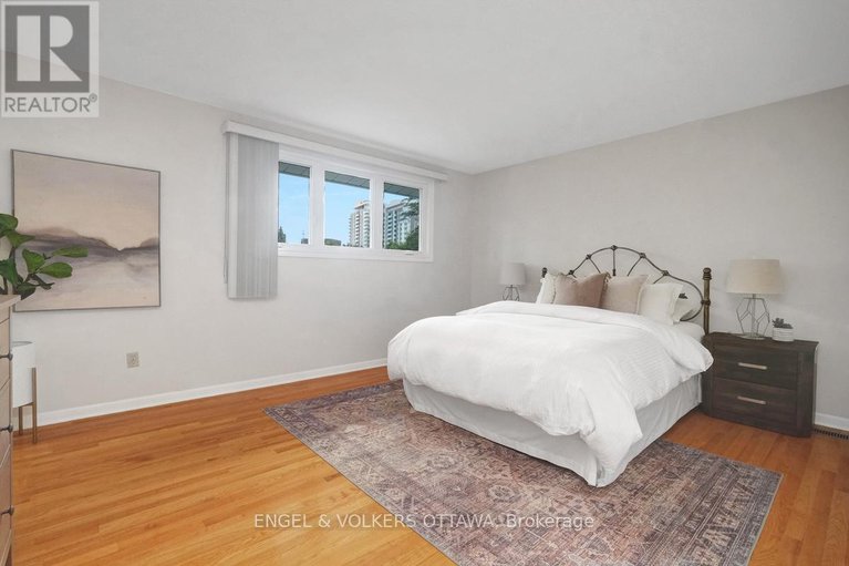 28836979/29-qualicum-street/bruce-farmgraham-parkqualicumbellands/ottawa/ontario/K2H7H1_31