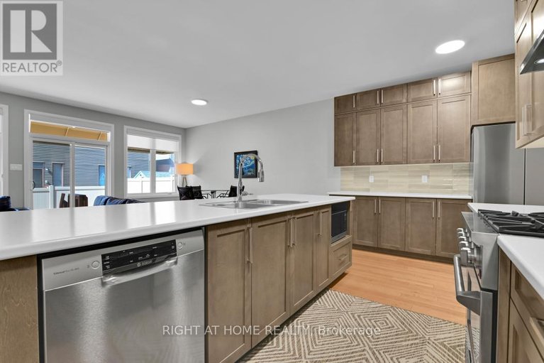 29582802/26-stickleback-way/avalon-west/ottawa/ontario/K4A1K9_8