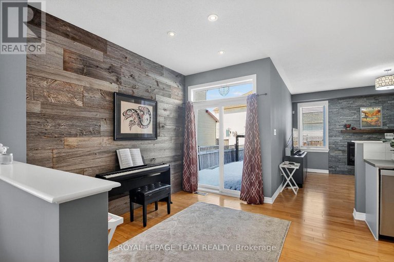 29426647/1591-carronbridge-circle/emerald-meadowstrailwest/ottawa/ontario/K2M0G5_14