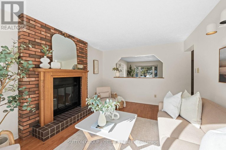 29331544/908-chaleur-way/convent-glen/ottawa/ontario/K1C2S1_7