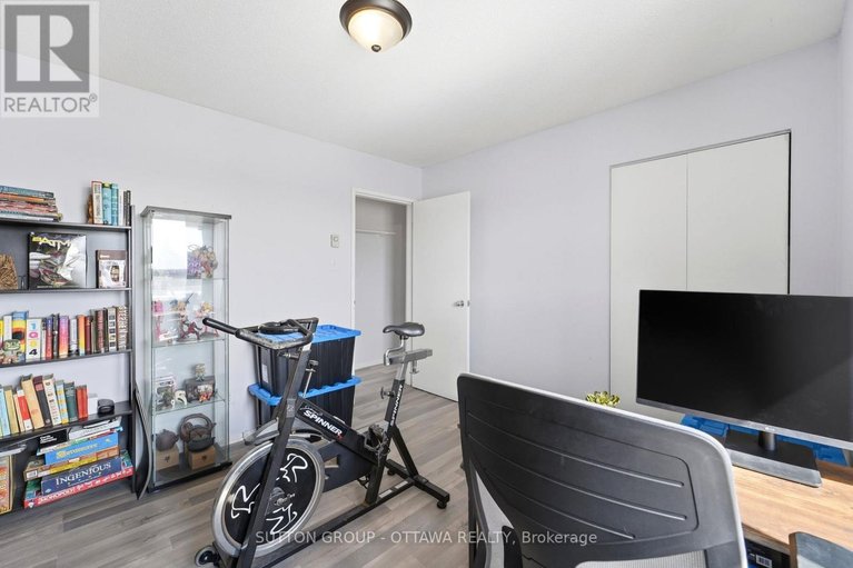 29573196/308b-2041-arrowsmith-drive/beacon-hill-south/ottawa/ontario/K1J7V7_19