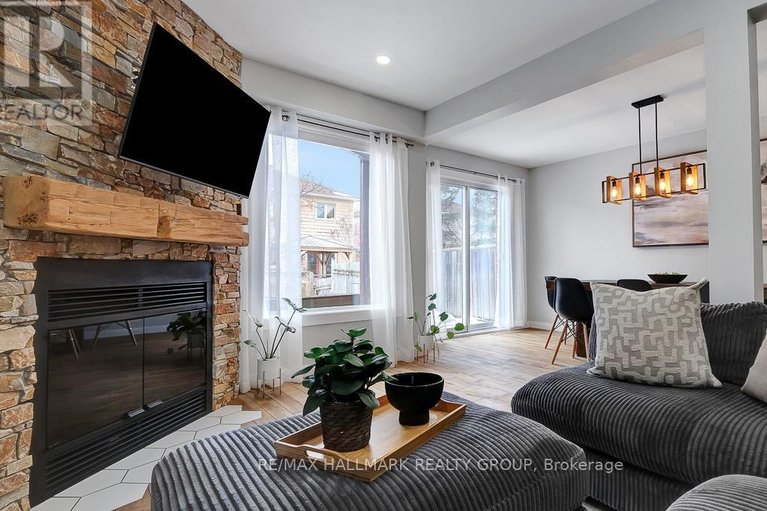 29513772/78-havenhurst-crescent/hunt-club-parkgreenboro/ottawa/ontario/K1T3G5_12