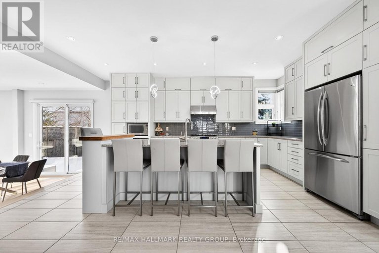 29230900/114-rita-avenue/meadowlandsst-claire-gardens/ottawa/ontario/K2G2H3_9