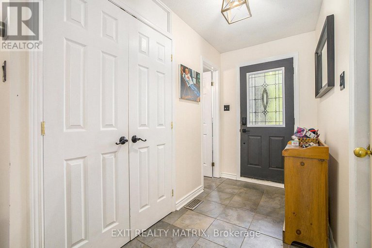 28615038/51-peterson-place/katimavik/ottawa/ontario/K2L4A8_4