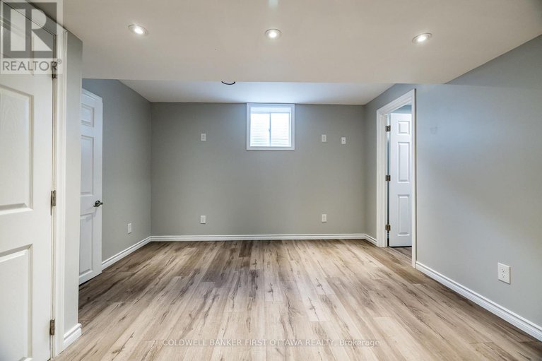 28428196/170-flowing-creek-circle/emerald-meadowstrailwest/ottawa/ontario/K2M0K2_31