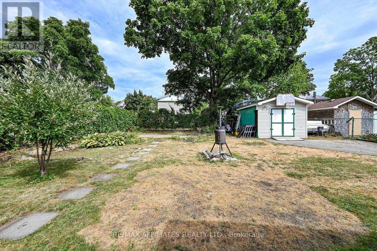 28756533/60-chambers-street/smiths-falls/smiths-falls/ontario/K7A2Y6_48