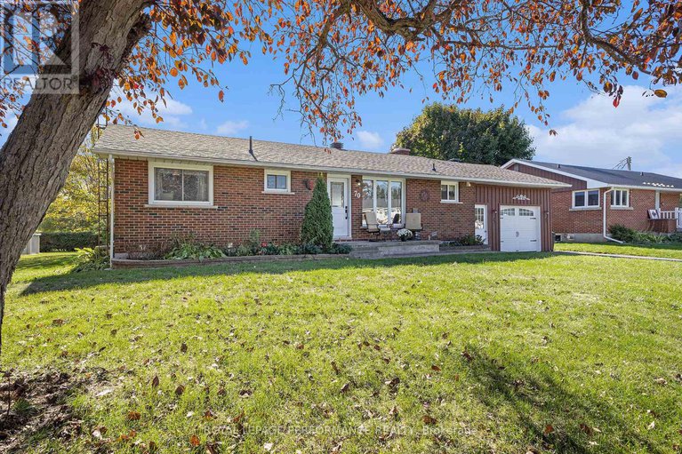 28983039/70-st-lawrence-street/ingleside/south-stormont/ontario/K0C1M0_3