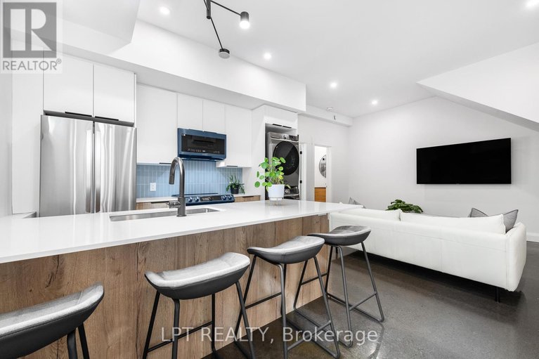 28352170/322-perrier-avenue/vanier/ottawa/ontario/K1L5C7_38