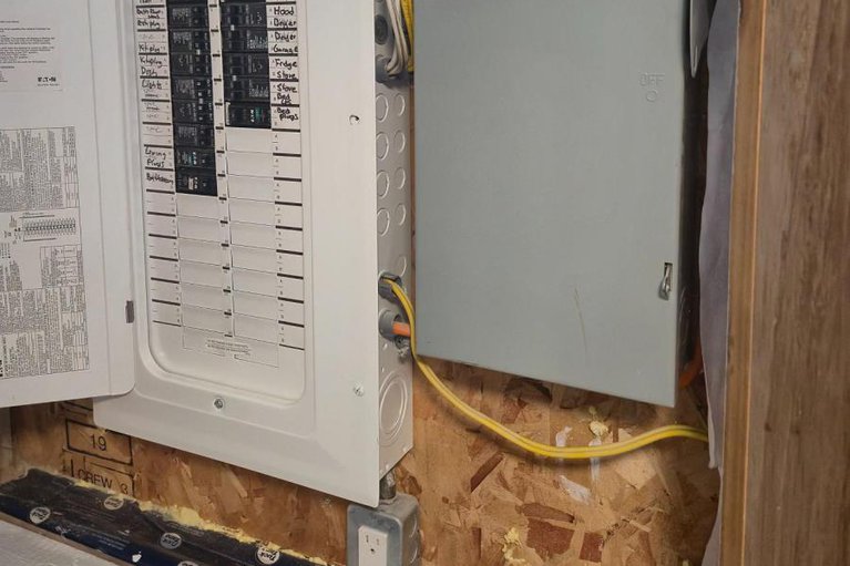 29035892/2529-roman-avenue/queensway-terrace-north/ottawa/ontario/K2B7X8_34