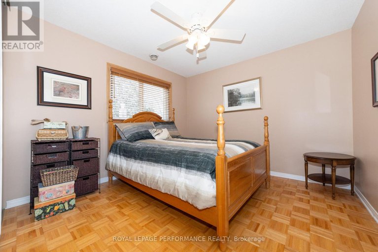 29253146/454-dalrymple-drive/town-of-rockland/clarence-rockland/ontario/K4K1G6_18