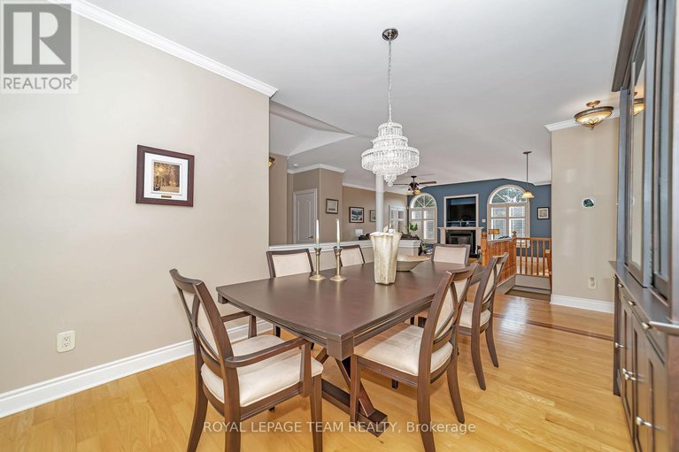28423475/1426-spartan-grove-street/greely/ottawa/ontario/K4P1R6_14