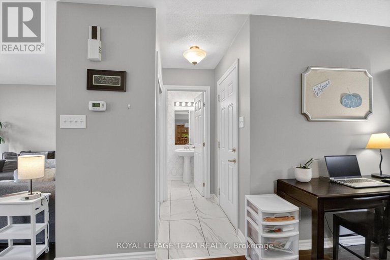 29613135/3117-burritts-rapids-place/half-moon-bay/ottawa/ontario/K2J0S7_12