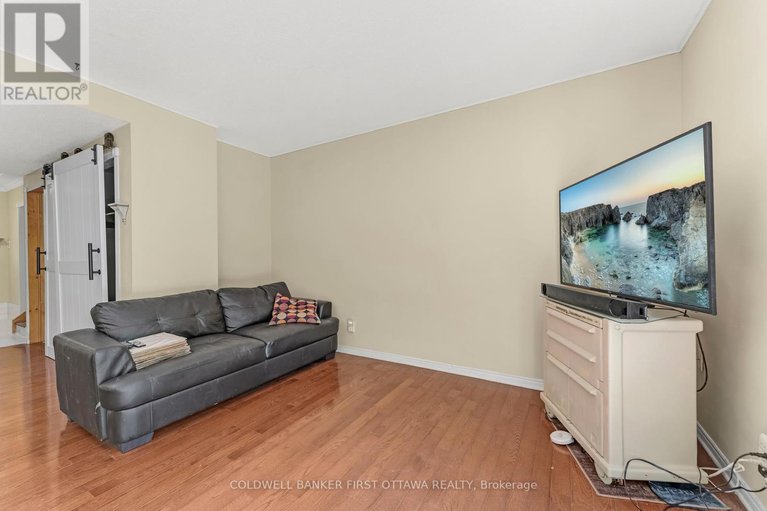 28744681/22-monterey-drive/leslie-park/ottawa/ontario/K2H7A6_12