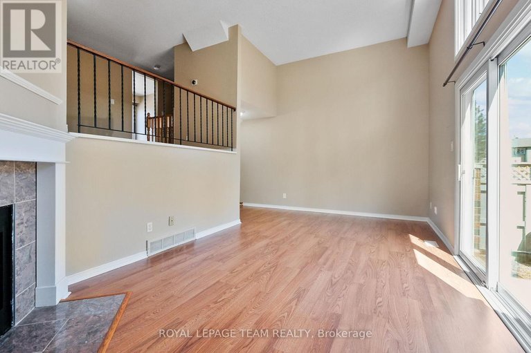 29658569/43-3205-uplands-drive-ne/hunt-club/ottawa/ontario/K1V9T3_4