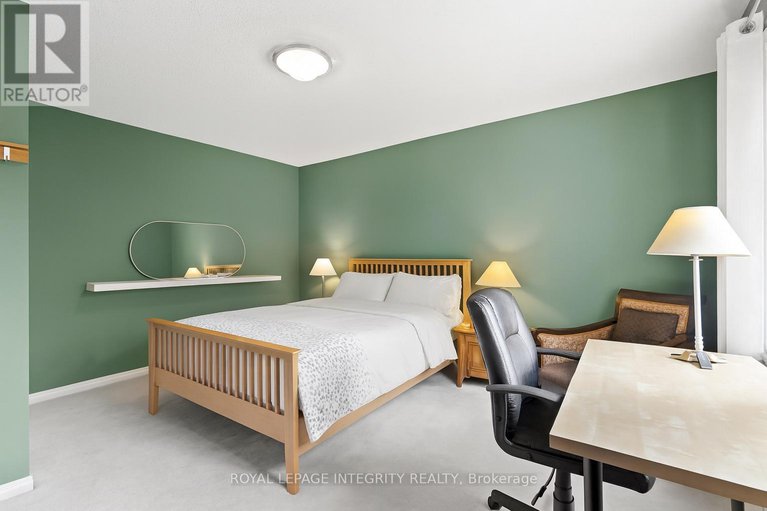 28975993/6-marchbrook-circle/rural-kanata-central/ottawa/ontario/K2W1A1_39