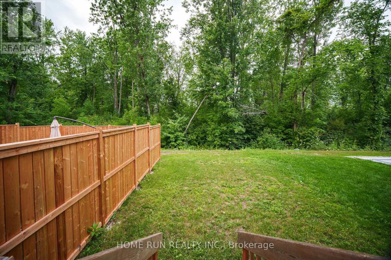 28682474/1016-eider-street/riverside-southgloucester-glen/ottawa/ontario/K4M1B2_25