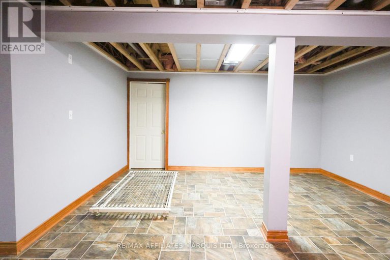 29248510/19249-county-road-2-road/south-glengarry-charlottenburgh-twp/south-glengarry/ontario/K0C2E0_21