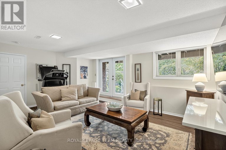 28910918/159-dunbarton-court/cardinal-glen/ottawa/ontario/K1K4L6_25
