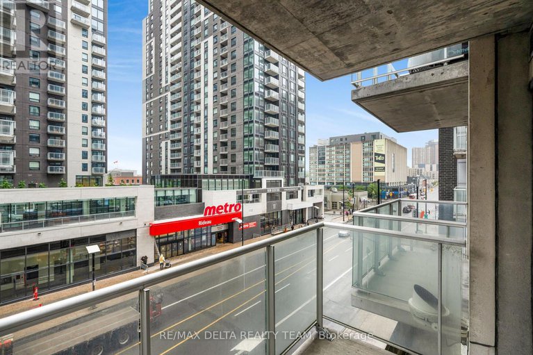28453209/403-242-rideau-street/sandy-hill/ottawa/ontario/K1N0B7_20