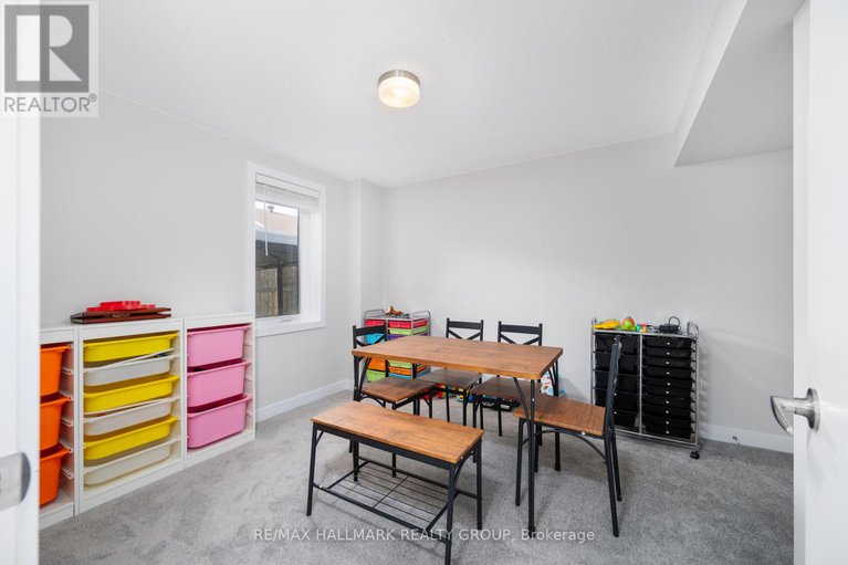 28906810/351-falsetto-street/mer-bleuebradley-estatesanderson-park/ottawa/ontario/K1W0S6_30