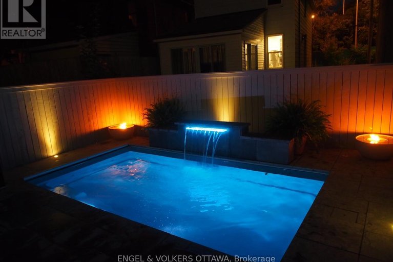 29553239/32-sims-avenue/hintonburg/ottawa/ontario/K1Y3K1_48