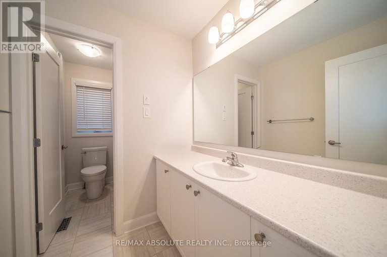 28678641/668-parkview-terrace/village-of-russell/russell/ontario/K4R0C7_29