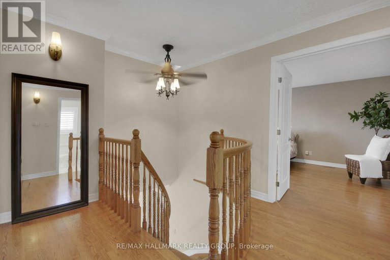 28623040/1498-kingsdale-avenue/blossom-parkkemp-parkfindlay-creek/ottawa/ontario/K1T1H2_22